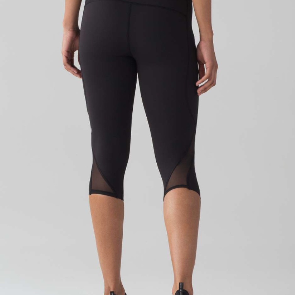 Lululemon Pace Perfect Crop 17’’ Size 4 - Picture 4 of 6